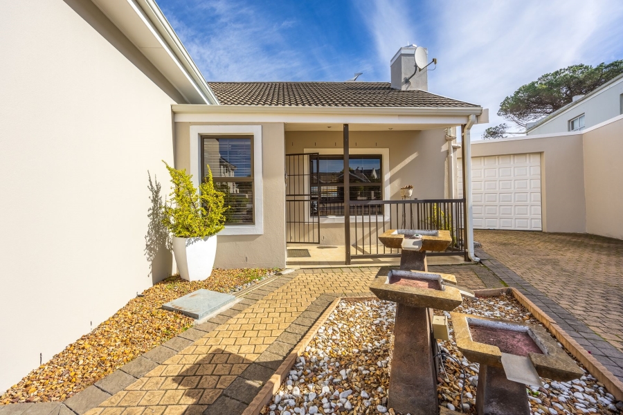 3 Bedroom Property for Sale in Zevenzicht Western Cape